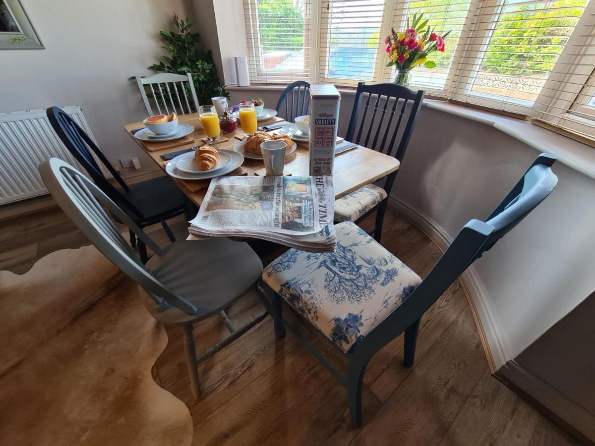 Rumer Hill House A Unique Boutique Styled Place To Stay In Cannock Close To A5 The Mcarthur Glen Outlet Great Wyrley 外观 照片