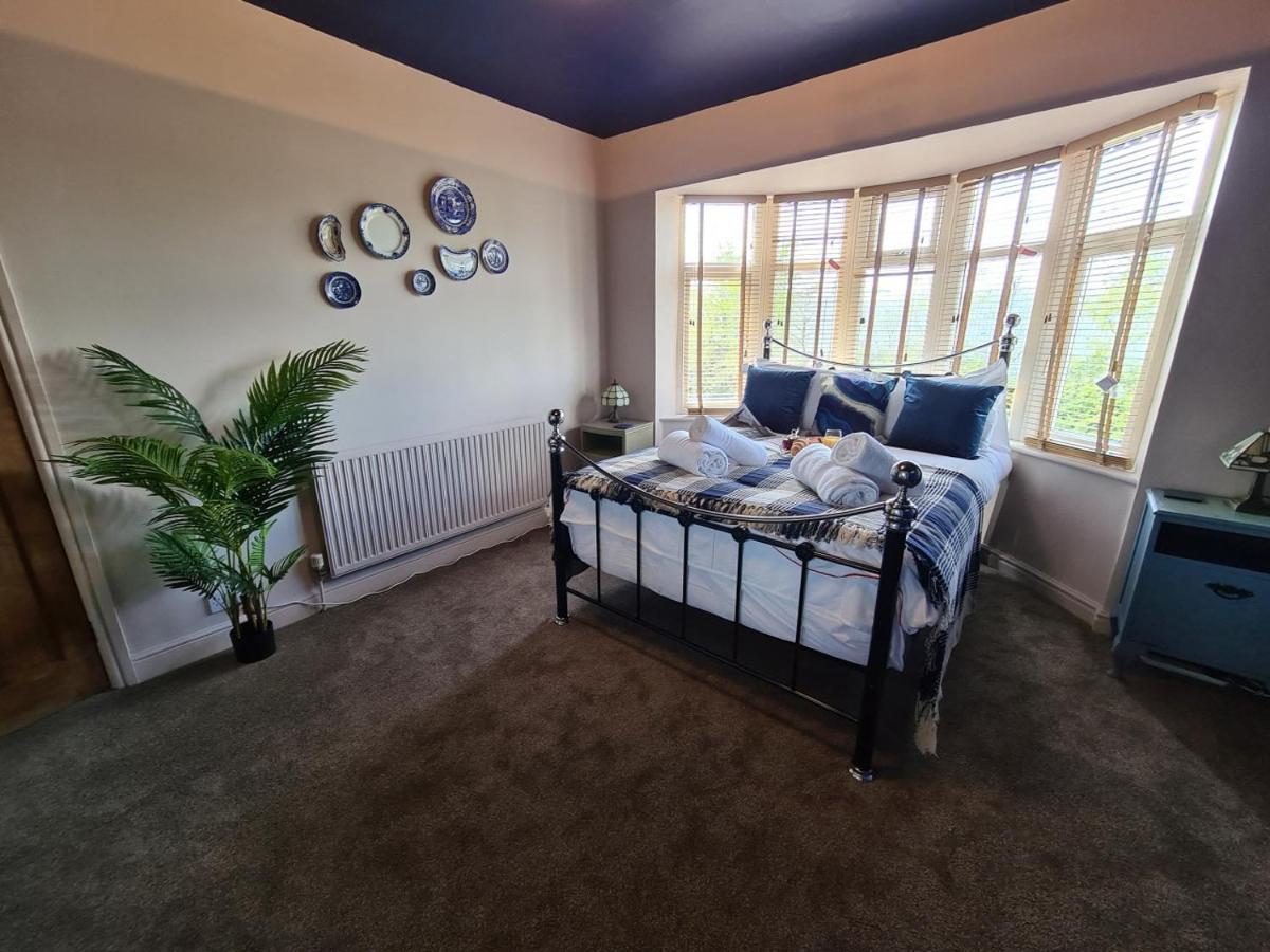 Rumer Hill House A Unique Boutique Styled Place To Stay In Cannock Close To A5 The Mcarthur Glen Outlet Great Wyrley 外观 照片